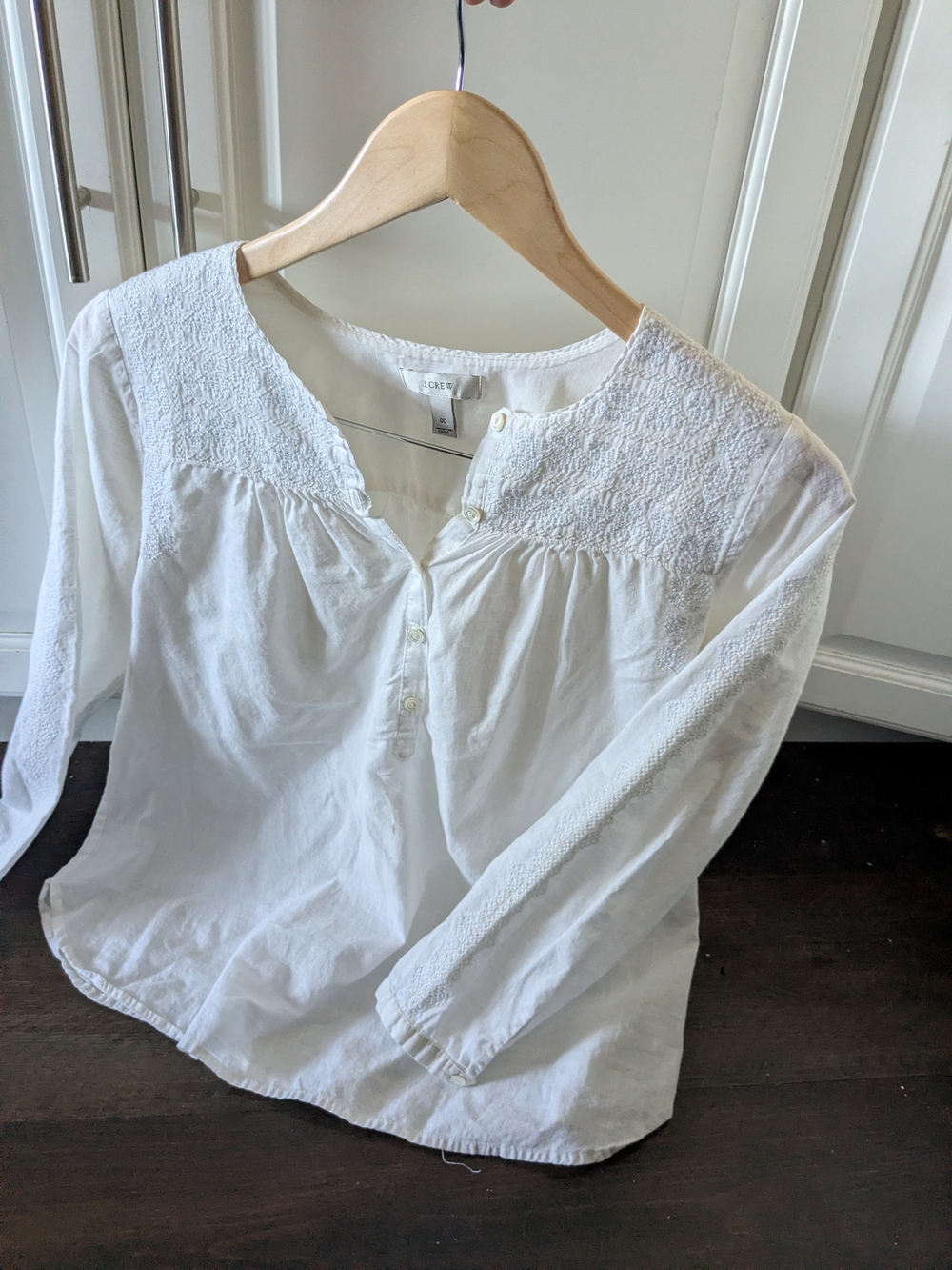 White Romantic Embroidered Cotton Top By J Crew Size 00